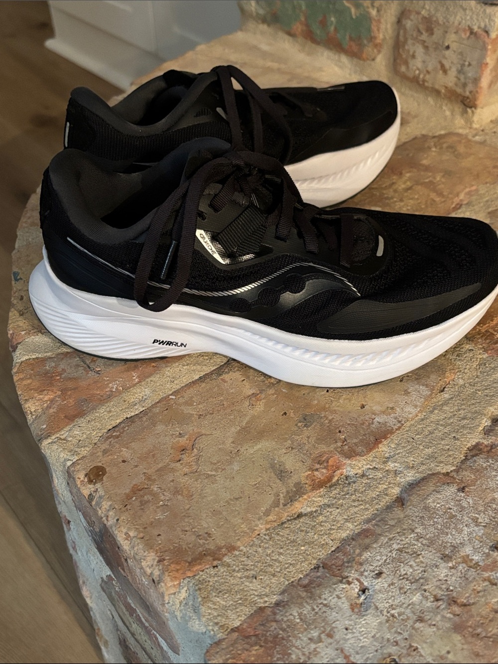Saucony Women’s Formfit PWRRun Black Running Shoes - Size 5.5